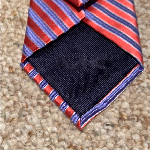 Michael Kors necktie - Picture 3 of 4